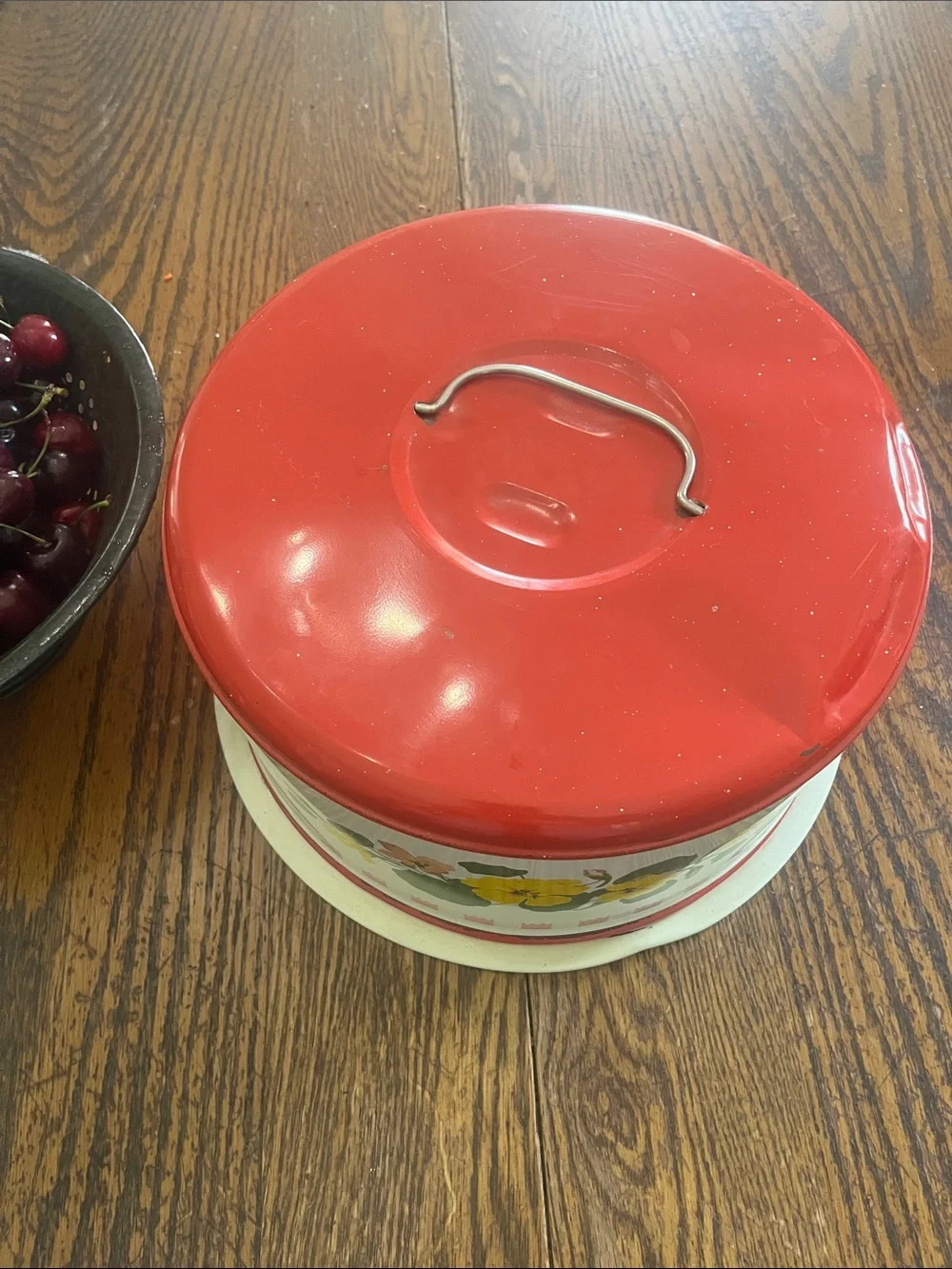 Vintage Red Floral Cake Tin with Yellow Pansy Design